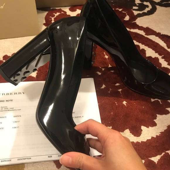 Burberry pump made in Italy - Picture 8 of 8